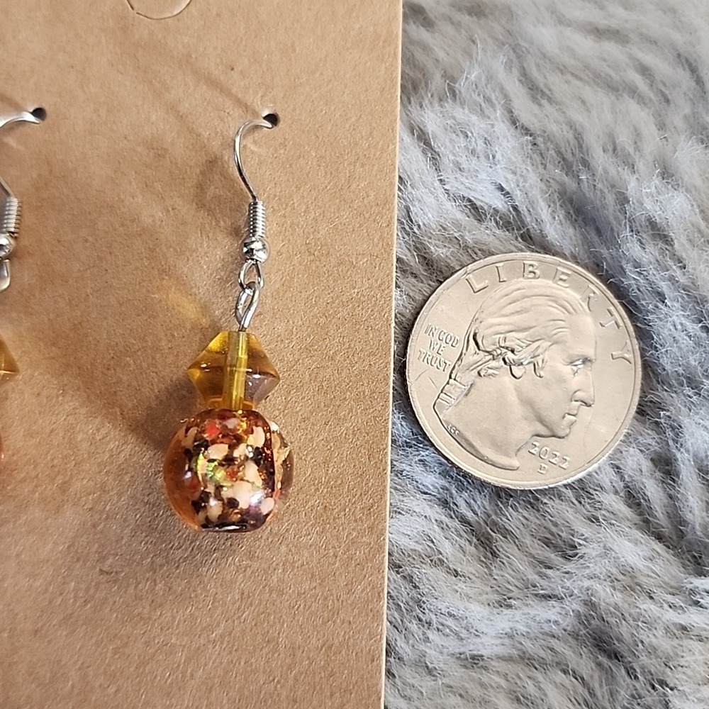 Handcrafted Amber‎ and Brown Dangle Earrings - Picture 2 of 4